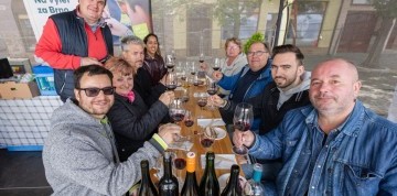 Moravské Versailles a slávnosti špargle a vína v Ivančiciach