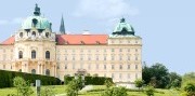 Slávnosť marhúľ a kláštor Klosterneuburg