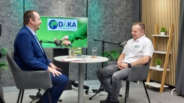 Králi ciest: Čo všetko musí zvládnuť šofér 26-tonového kolosu, kým vy pokojne spíte?
