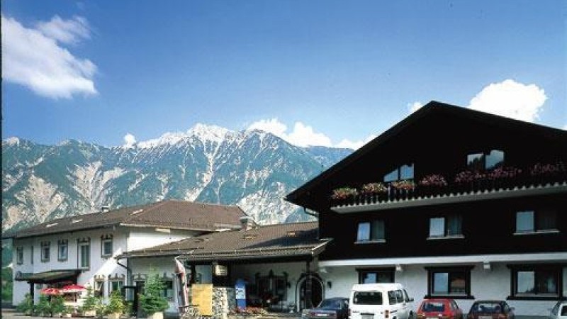Alpenhof Oberau Hotel