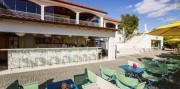 Týždeň pri Trogire s dopravou a raňajkami - hotel Amadria 3*