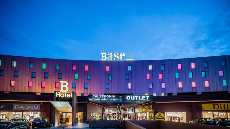 Base Hotel