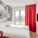B&B HOTEL Antwerpen Zuid & Premiere Classe Breda
