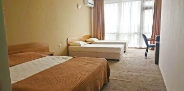 Primorsko - Panorama Hotel 3* s raňajkami a letenkou