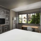 ibis Budapest Heroes Hotel