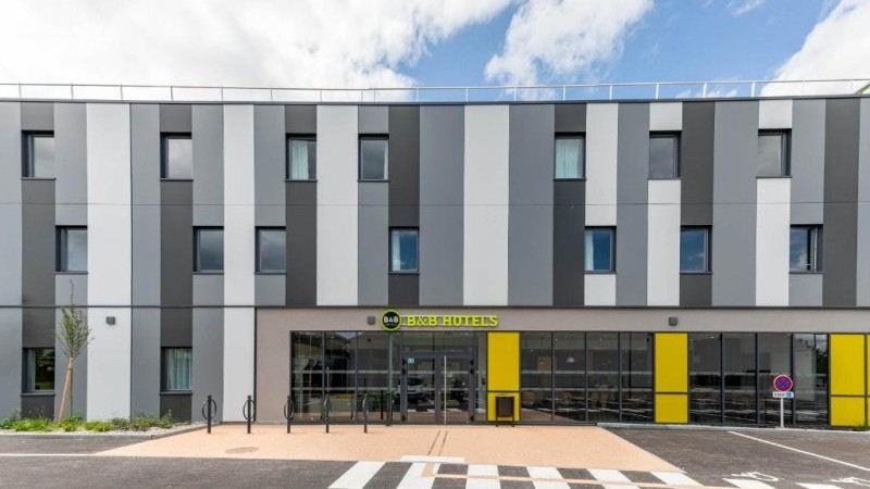 B&B HOTEL Mulhouse Bâle Aéroport & Kyriad Annemasse 
