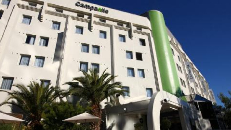 CAMPANILE NICE AEROPORT Hotel  & DES PAYS BAS & B&B ANTIBES SOPHIA LE RELAIS.