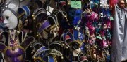 Slávny benátsky karneval aj s ubytovaním