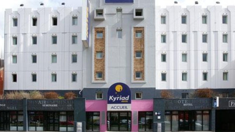 Premiere Classe Blois & Kyriad le Bourget Centre
