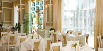 Slnečné pobrežie - Mena Palace Hotel 4* All-Inclusive s letenkou