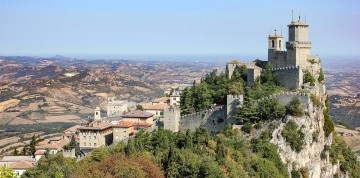 Leto pri mori v Rimini