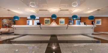 Zadar - Hotel Kolovare 4* s raňajkami letecky z Bratislavy a Košíc