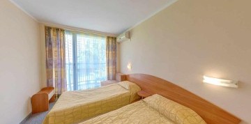 Slnečné pobrežie - Pliska hotel 3* s raňajkami a s letenkou