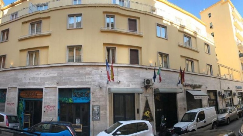 Hotel Pyramid