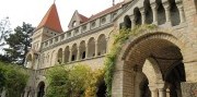 Kráľovský Székesfehérvár a Bory Vár