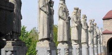 Kráľovský Székesfehérvár a Bory Vár