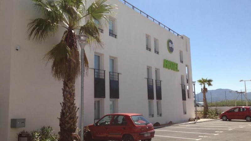 B&B Cannes Ouest La Bocca